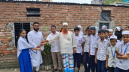 সবুজায়নের সংকল্প: ফতুল্লায় শিক্ষার্থীদের হাতে জেলা প্রশাসনের গাছের চারা সবুজায়নের সংকল্প: ফতুল্লায় শিক্ষার্থীদের হাতে জেলা প্রশাসনের গাছের চারা