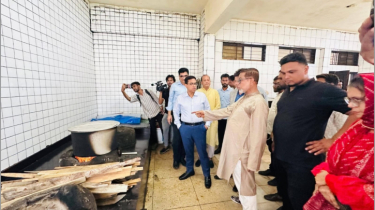 স্বাস্থ্যমন্ত্রীর নির্দেশনা বাস্তবায়নে ভিক্টোরিয়া হাসপাতালে জেলা প্রশাসকের ফলোআপ পরিদর্শন স্বাস্থ্যমন্ত্রীর নির্দেশনা বাস্তবায়নে ভিক্টোরিয়া হাসপাতালে জেলা প্রশাসকের ফলোআপ পরিদর্শন