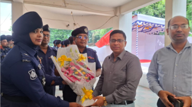 ফতুল্লা মডেল থানা পরিদর্শনে জেলা প্রশাসক রায়হান কবির