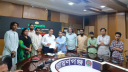 অতিরিক্ত বাস ভাড়া প্রত্যাহারের দাবিতে  জেলা প্রশাসককে গণসংহতির স্