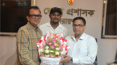 জেলা প্রশাসকের সাথে রিয়াদ চৌধুরীর সৌজন্য  সাক্ষাৎ
