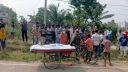 লিংক রোডে বস্তাবন্দি হাত-পা বাঁধা কিশোরীর লাশ উদ্ধার লিংক রোডে বস্তাবন্দি হাত-পা বাঁধা কিশোরীর লাশ উদ্ধার