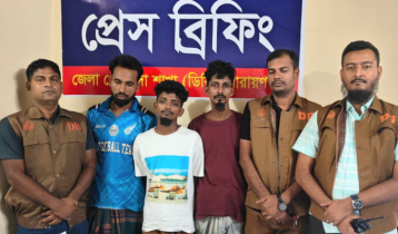 ফতুল্লায় ৪ কেজি গাঁজাসহ ‘কোবরা বাহিনীর’ ৩ সদস্য গ্রেপ্তার