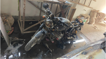ফতুল্লায় গভীর রাতে সাংবাদিকের মোটরসাইকেল পুড়িয়ে দিল দুর্বৃত্তরা