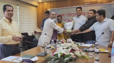 আড়াইহাজারে হত্যা মামলার আসামি ৬ ইউপি চেয়ারম্যান সরকারি সভায় আড়াইহাজারে হত্যা মামলার আসামি ৬ ইউপি চেয়ারম্যান সরকারি সভায়