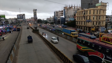 ঈদযাত্রা: গাড়ির চাপ, অতিরিক্ত ভাড়া আদায়ের অভিযোগ