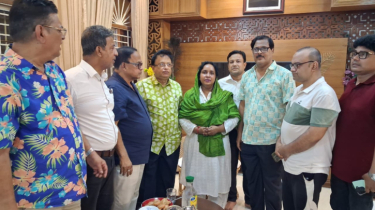 কারামুক্ত হয়ে চুনকা কুঠিরে আইভী,  বিচার বিভাগ ও সরকারের প্রতি কৃতজ্ঞতা প্রকাশ