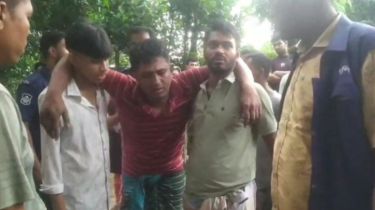 রূপগঞ্জে ডিবির তিন সদস্যকে গণপিটুনি, গুরুতর আহত অবস্থায় উদ্ধার