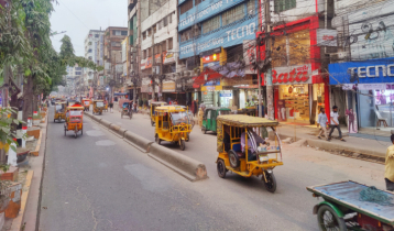 পূজার ছুটিতে ফাঁকা নগরীতে স্বস্তি