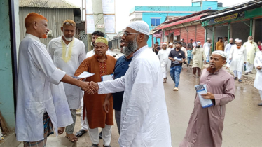সোনারগাঁয়ে মুষলধারে বৃষ্টিতেই ড. ইকবালের গণসংযোগ  