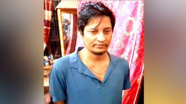 রূপগঞ্জের চিহ্নিত সন্ত্রাসী শুটার শফিক গ্রেপ্তার রূপগঞ্জের চিহ্নিত সন্ত্রাসী শুটার শফিক গ্রেপ্তার