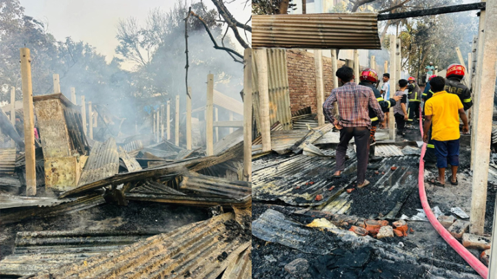 সোনারগাঁয়ে অগ্নিকান্ডে ১৮ টি বসত ঘর পুড়ে ছাই