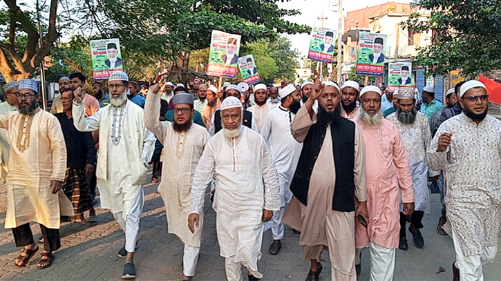 ২৩ নং ওয়ার্ডে মাওলানা মইনুদ্দিন আহমাদের গণসংযোগ