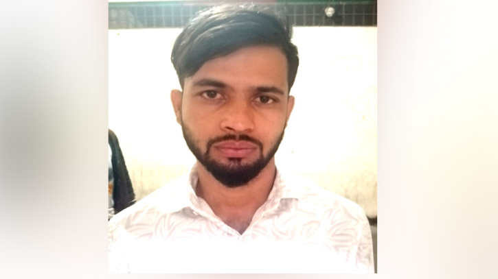 ফতুল্লায় শ্রমিক লীগ নেতা রনি প্রধান গ্রেপ্তার