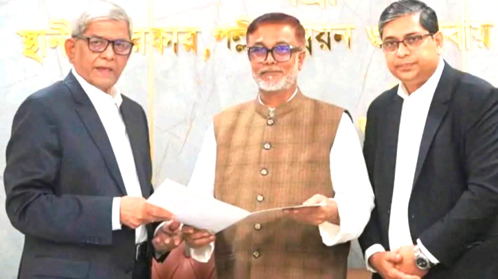 নাসিক প্রশাসকের দায়িত্ব নিলেন সাখাওয়াত