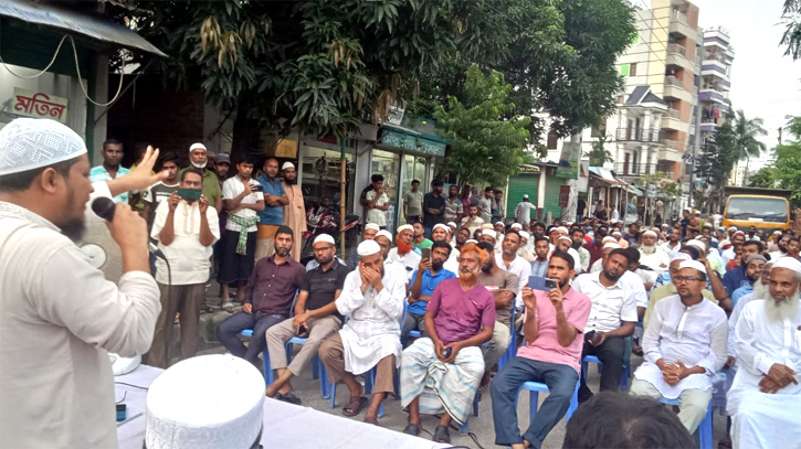সিদ্ধিরগঞ্জে জনতার মুখোমুখি মাওলানা আবদুল জব্বার