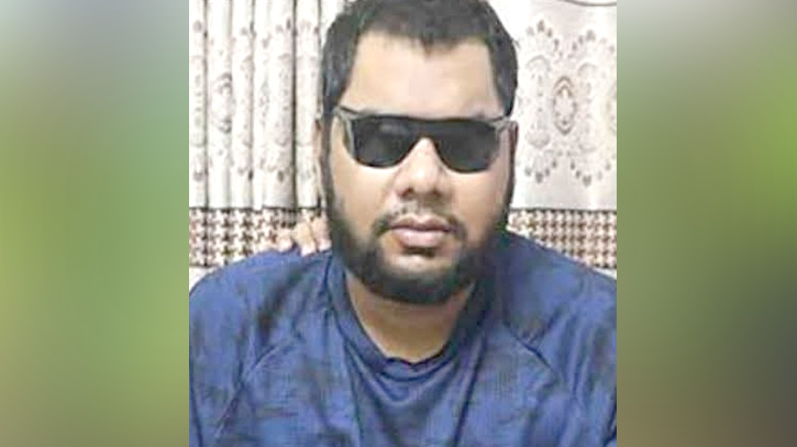 ক্ষমতা আর টাকা নয় দেশকে ভালোবাসুন : জুলাই যোদ্ধা মাহবুব
