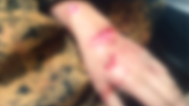 বন্দরে যৌতুক না পেয়ে সাংবাদিকের কন্যাকে মারধর, শ্বাশুড়ি আটক বন্দরে যৌতুক না পেয়ে সাংবাদিকের কন্যাকে মারধর, শ্বাশুড়ি আটক