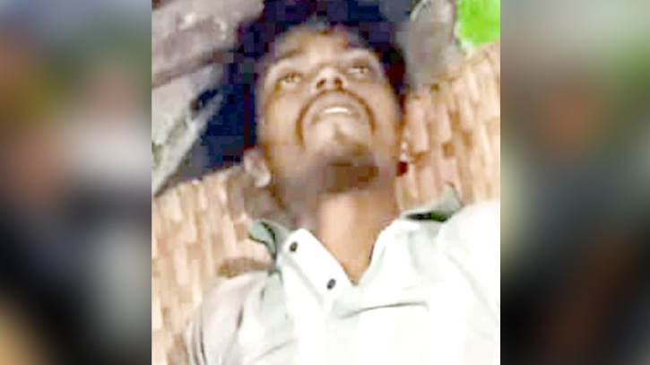 বন্দরে দরজা ভেঙ্গে যুবকের ঝুলন্ত লাশ উদ্ধার 