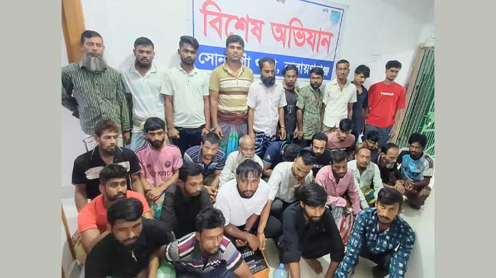 নারায়ণগঞ্জে বিশেষ অভিযানে আরও ৭১ আসামি গ্রেপ্তার