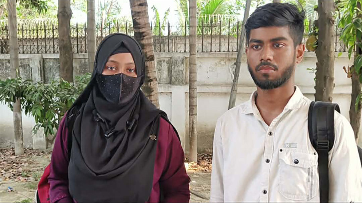 বন্দরে শিক্ষার্থীদের কাছ থেকে মোবাইল ও স্বর্ণালঙ্কার লুট