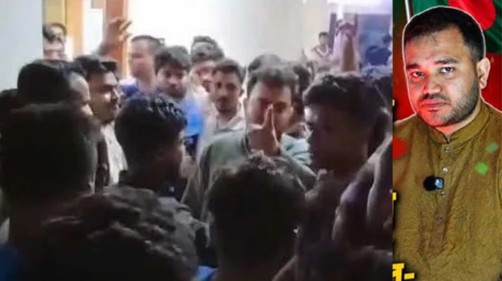 ফতুল্লা থানার ভেতর ঢুকে, থানার ইট খুলে নেয়ার হুশিয়ারি এনসিপি নেতার