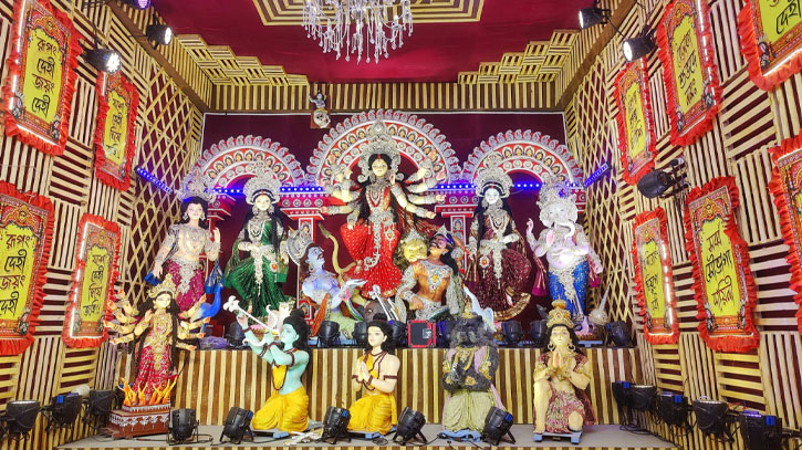 উকিলপাড়া হোসিয়ারী সমিতি পূজা মন্ডপ